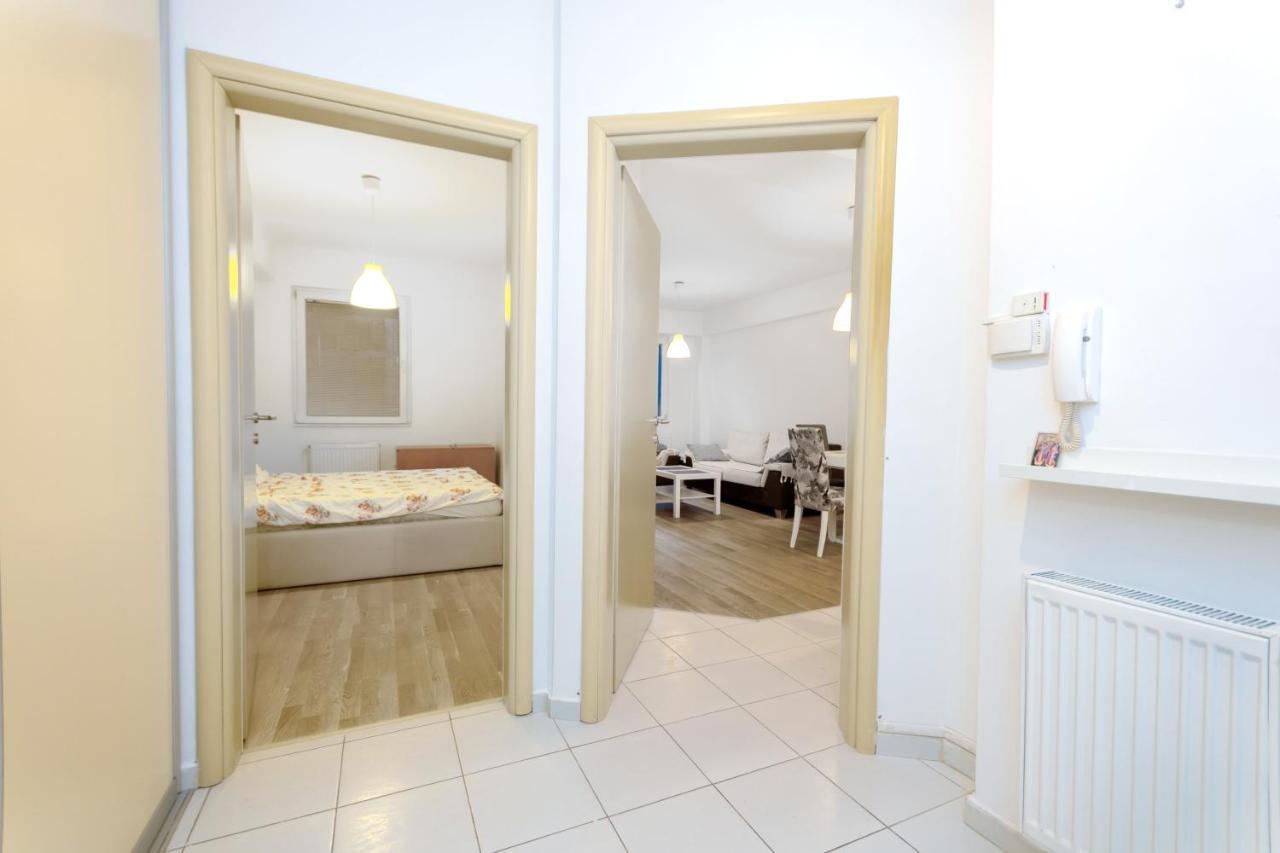 One Bedroom Apartment With Private Parking Skopje Ngoại thất bức ảnh